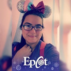 Meet your Posher, Eva